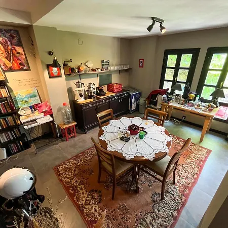 La Kalinda Butik 2* ボズカーダ